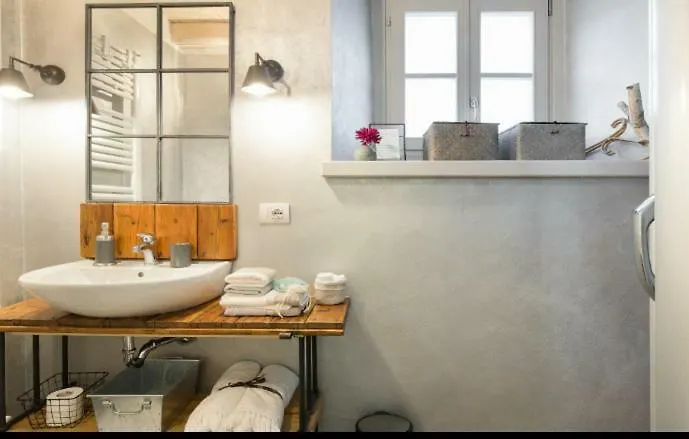 A Casa Di Ale Lago Maggiore Private Outdoor Sauna Angera Holiday home